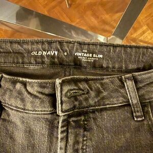 Vintage Slim Charcoal Jeans with Frayed Bottom Size 6